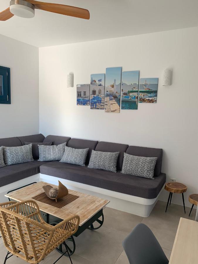 Paros-Memories-Neubau-Villen, Sportpool Aspro Chorio Bagian luar foto