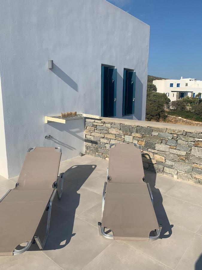 Paros-Memories-Neubau-Villen, Sportpool Aspro Chorio Bagian luar foto