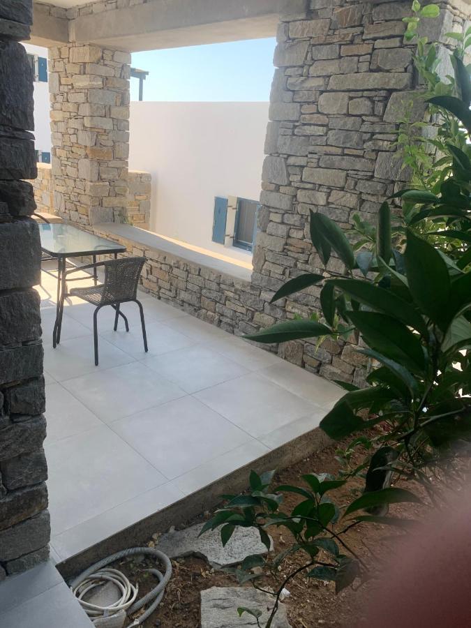 Paros-Memories-Neubau-Villen, Sportpool Aspro Chorio Bagian luar foto